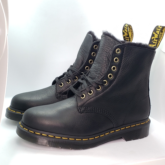 Dr. Martens 1460 Pascal Faux Fur Lined Lace Up Boots Black Leather Women Size 8 - Picture 2 of 12